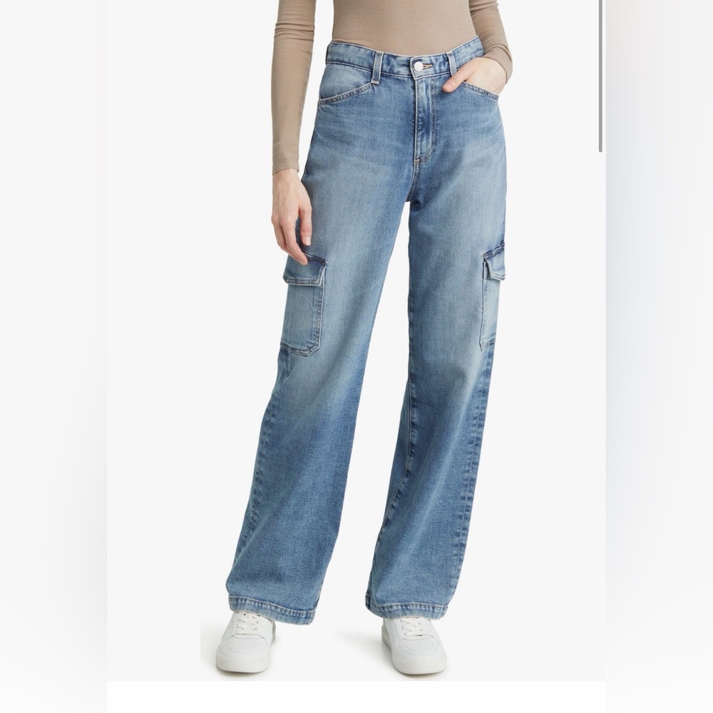 AG Jeans Gatina High Waist Wide Leg
Cargo Jeans Size 27